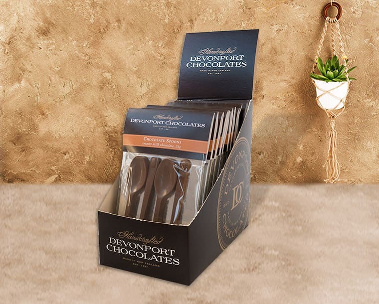 8b945-chocolate-display-boxes-2.jpg